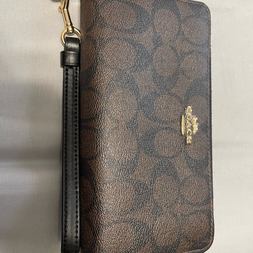 EUC large zip around Coach wallet (dark brown)
